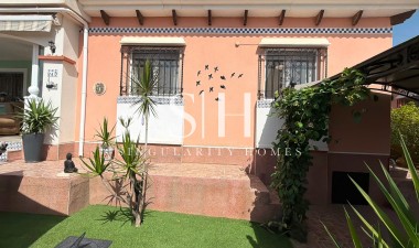 Återförsäljning - Villa - Los Montesinos - Costa Blanca