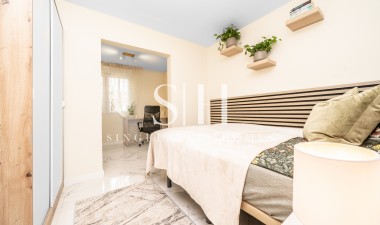 Odsprzedaż - Bungalow - Torrevieja - Torreta