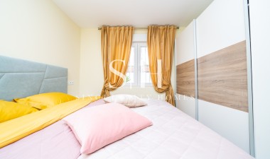 Odsprzedaż - Bungalow - Torrevieja - Torreta
