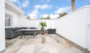 Odsprzedaż - Bungalow - Torrevieja - Torreta