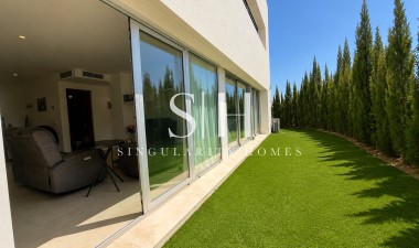 Odsprzedaż - Mieszkanie w bloku - Torrevieja - Costa Blanca