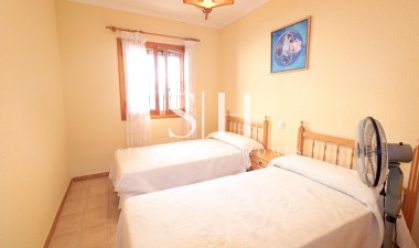 Återförsäljning - Hus - Torrevieja - Playa De Los Naufragos