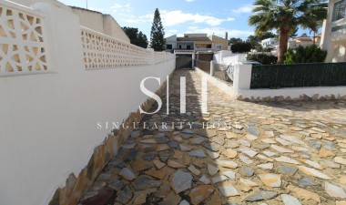 Odsprzedaż - Dom - Torrevieja - Los Balcones - Los Altos del Edén