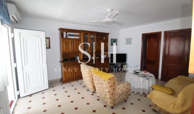 Odsprzedaż - Dom - Torrevieja - Los Balcones - Los Altos del Edén