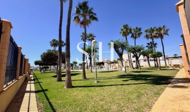 Återförsäljning - Lägenhet / lägenhet - Orihuela Costa - Playa Flamenca