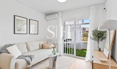 Herverkoop - Appartement / flat - Orihuela Costa - La Florida