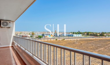 Resale - Apartment / flat - Orihuela Costa - Punta Prima