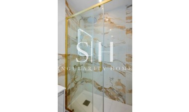 Resale - Apartment / flat - Orihuela Costa - Punta Prima