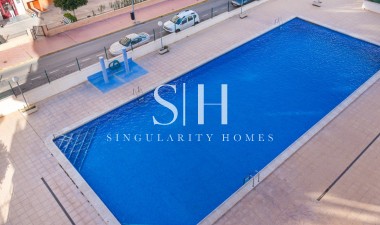 Resale - Apartment / flat - Orihuela Costa - Punta Prima