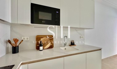 Resale - Apartment / flat - Torrevieja - Habaneras