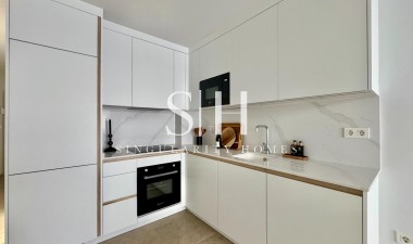 Resale - Apartment / flat - Torrevieja - Habaneras