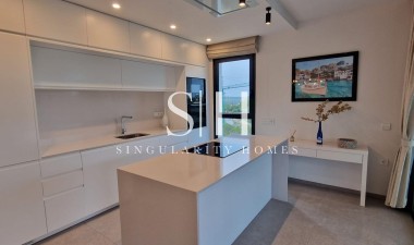 Resale - Apartment / flat - Orihuela - Las Colinas Golf