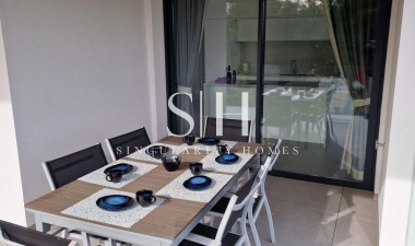Resale - Apartment / flat - Orihuela - Las Colinas Golf