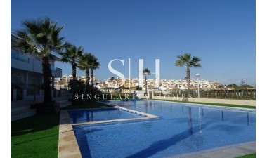 Resale - House - Torrevieja - Los balcones