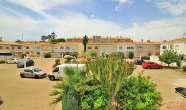 Resale - Townhouse - Orihuela Costa - Campoamor