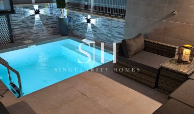 Odsprzedaż - Villa - Orihuela Costa - Costa Blanca