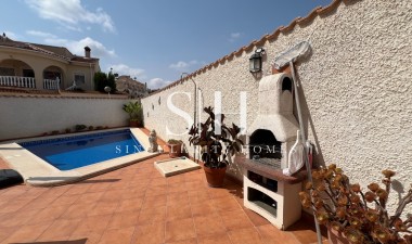 Odsprzedaż - Villa - Ciudad Quesada - Costa Blanca