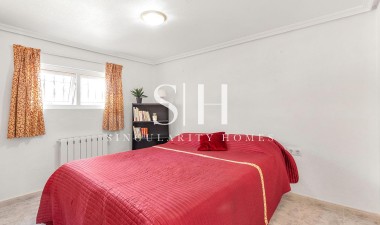 Odsprzedaż - Villa - Torrevieja - Los Balcones - Los Altos del Edén