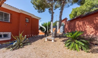 Odsprzedaż - Villa - Torrevieja - Los Balcones - Los Altos del Edén