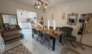Odsprzedaż - Bungalow - Torrevieja - Zona Los Frutales
