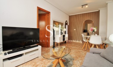 Odsprzedaż - Mieszkanie w bloku - Orihuela Costa - Punta Prima