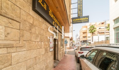 Resale - Business - Torrevieja - Paseo maritimo