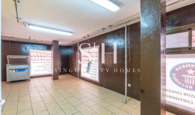 Resale - Business - Torrevieja - Paseo maritimo