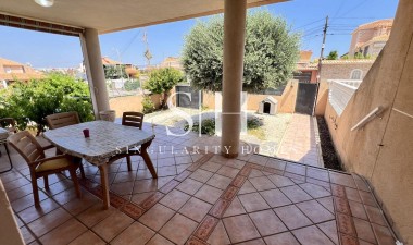 Odsprzedaż - Villa - Torrevieja - aguas nuevas