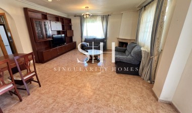 Odsprzedaż - Villa - Torrevieja - aguas nuevas
