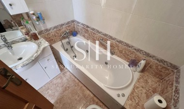 Odsprzedaż - Villa - Torrevieja - aguas nuevas