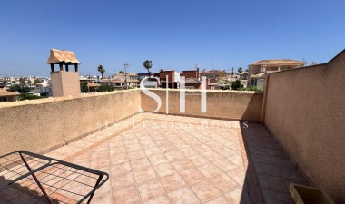 Odsprzedaż - Villa - Torrevieja - aguas nuevas