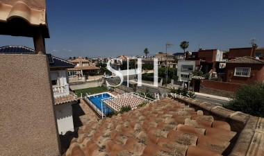 Odsprzedaż - Villa - Torrevieja - aguas nuevas