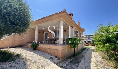 Odsprzedaż - Villa - Torrevieja - aguas nuevas