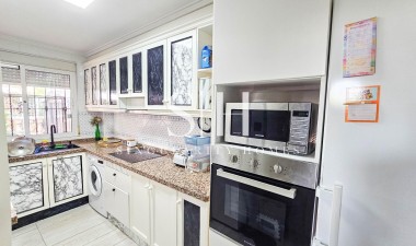 Återförsäljning - Villa - Orihuela Costa - Cabo Roig