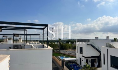 Odsprzedaż - Villa - Orihuela Costa - Villamartín-las Filipinas