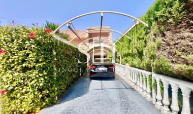 Odsprzedaż - Villa - Torrevieja - Los Balcones - Los Altos del Edén
