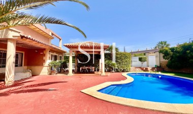 Odsprzedaż - Villa - Torrevieja - Los Balcones - Los Altos del Edén