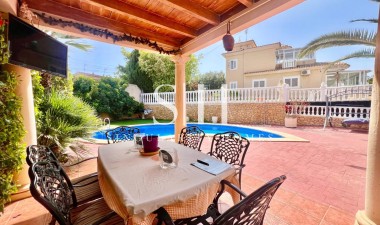 Odsprzedaż - Villa - Torrevieja - Los Balcones - Los Altos del Edén