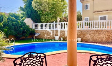 Odsprzedaż - Villa - Torrevieja - Los Balcones - Los Altos del Edén