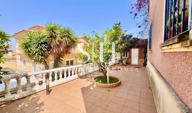 Odsprzedaż - Villa - Torrevieja - Los Balcones - Los Altos del Edén