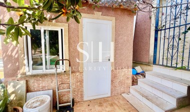 Odsprzedaż - Villa - Torrevieja - Los Balcones - Los Altos del Edén