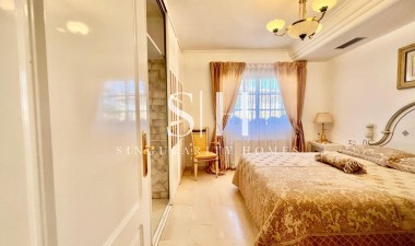 Odsprzedaż - Villa - Torrevieja - Los Balcones - Los Altos del Edén