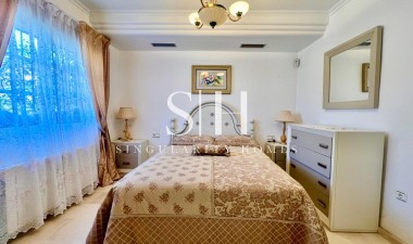 Odsprzedaż - Villa - Torrevieja - Los Balcones - Los Altos del Edén