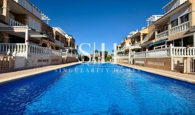 Odsprzedaż - Villa - Orihuela Costa - Playa Flamenca