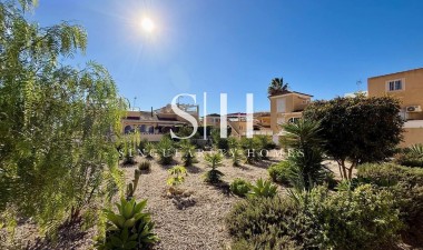 Odsprzedaż - Villa - Orihuela Costa - Playa Flamenca