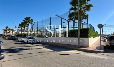 Odsprzedaż - Villa - Orihuela Costa - Playa Flamenca