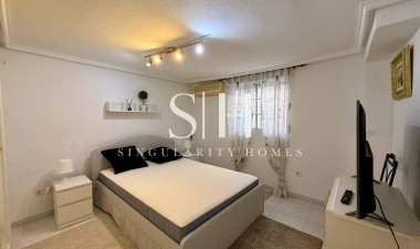 Odsprzedaż - Villa - Orihuela Costa - Playa Flamenca