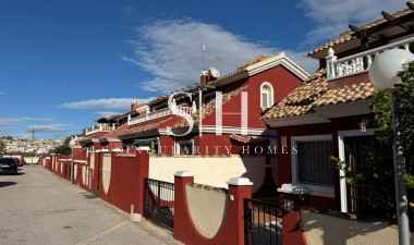 Odsprzedaż - Dom - Orihuela Costa - Los Dolses