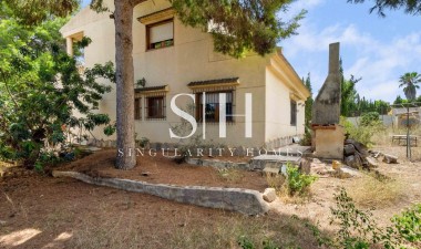 Återförsäljning - Villa - Torrevieja - Los balcones