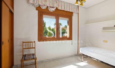Återförsäljning - Villa - Torrevieja - Los balcones